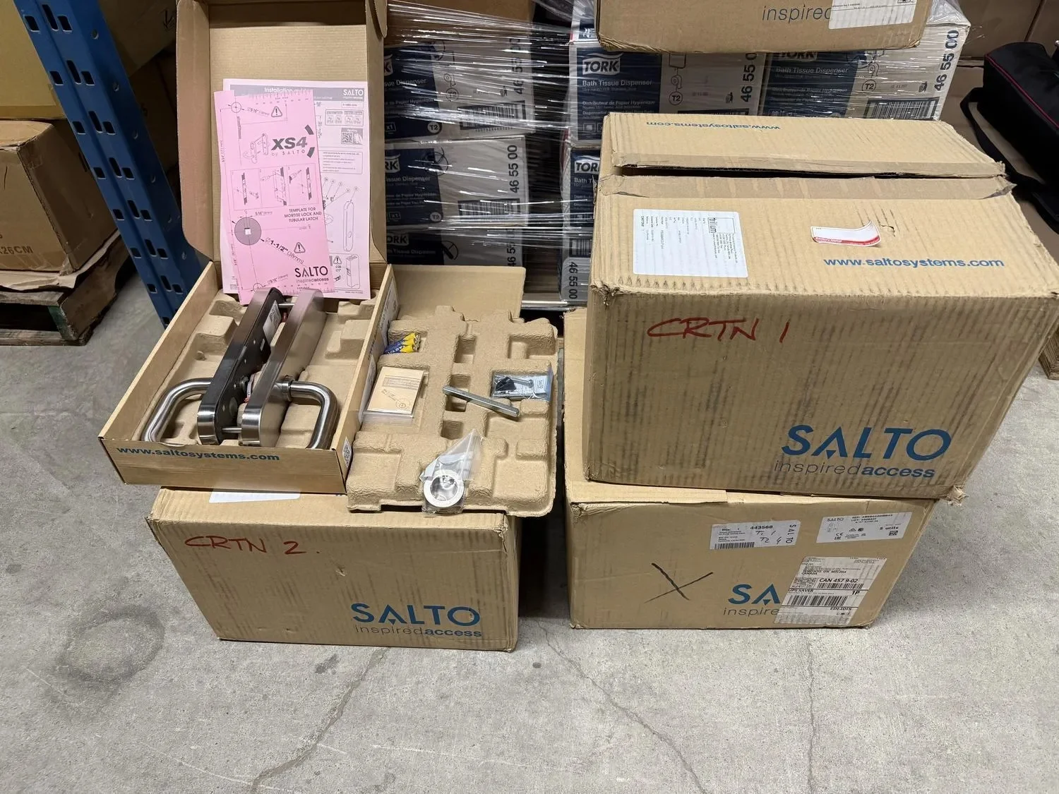 AD HENNICK AUCTION ELECTRONICS & FURNITURE (6)